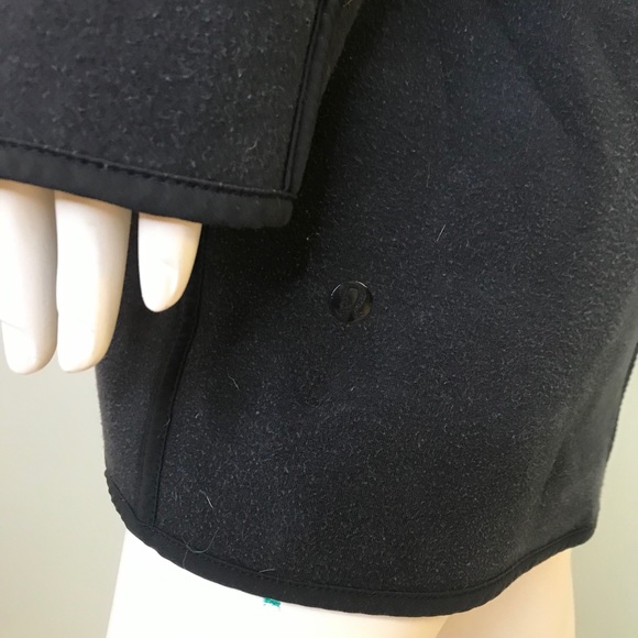 lululemon City Bound Wrap *Reversible* - Picture 12 of 13